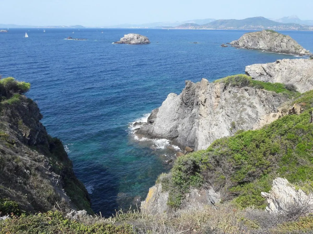 Appartement Cosy 100 M2 - Climatise - Calme -Centre-Ville Hyères 0*,  Francia